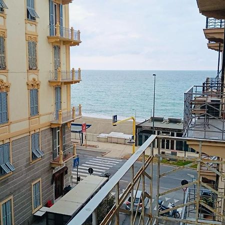 Kello'S House Apartment Савона Екстериор снимка