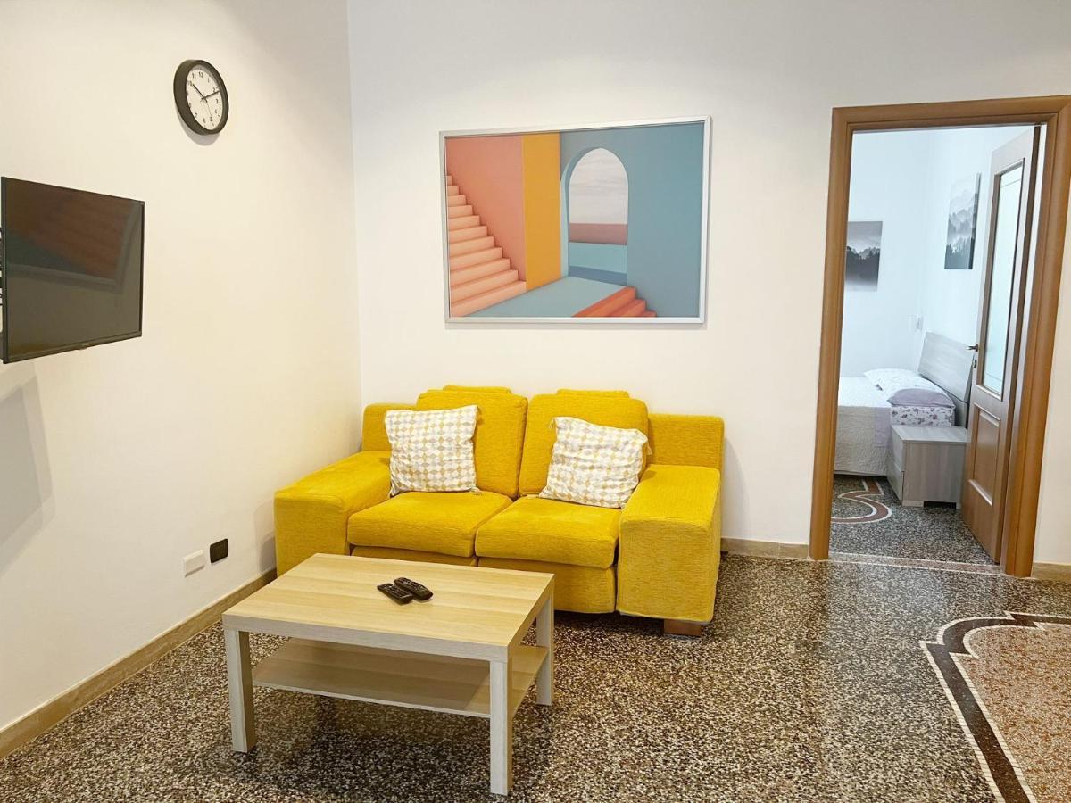 Kello'S House Apartment Савона Екстериор снимка